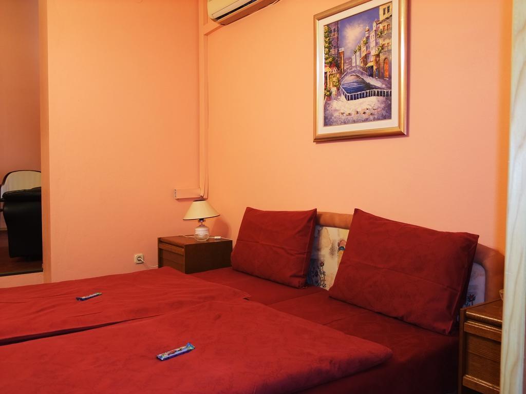 Bed & Breakfast Vila Stanisic Pozega Ruang foto