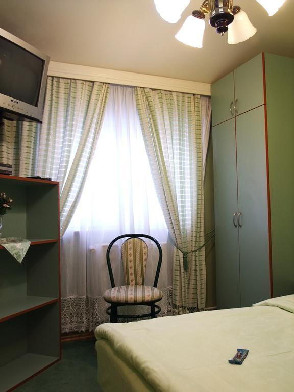 Bed & Breakfast Vila Stanisic Pozega Ruang foto